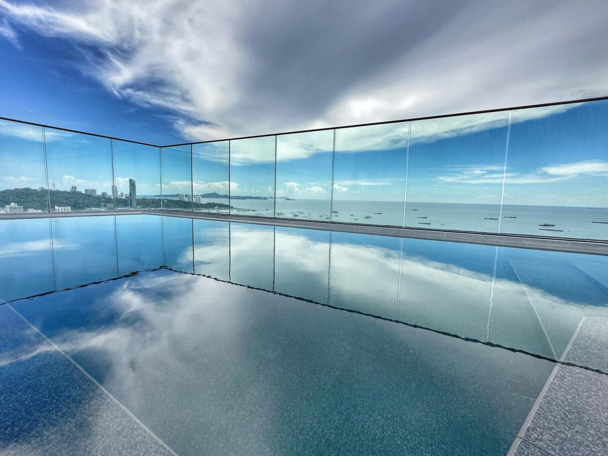 The Edge Central Pattaya Exterior photo